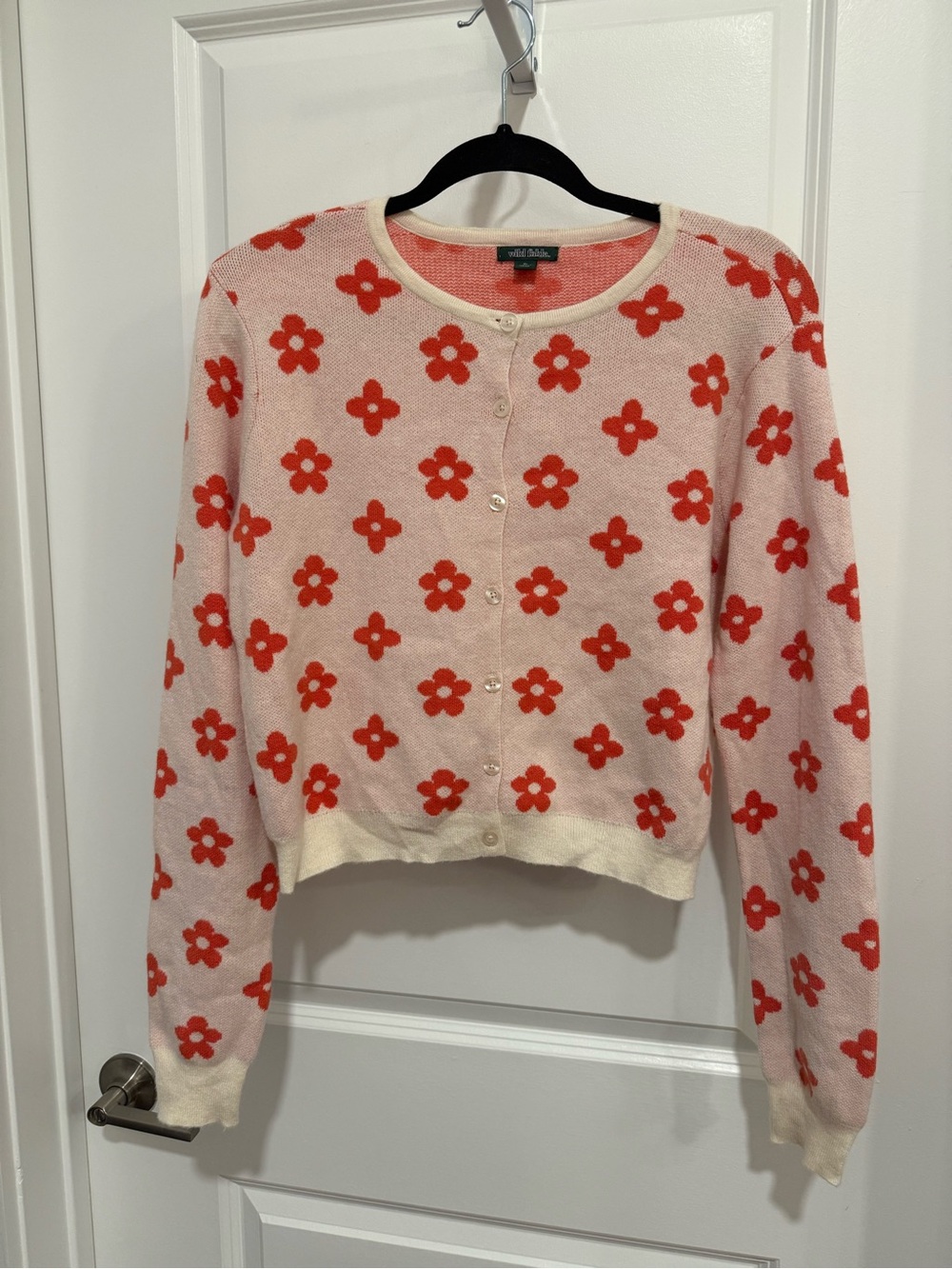 wild fable Pink Cardigan Sweater with Red Daisy Print Size XL